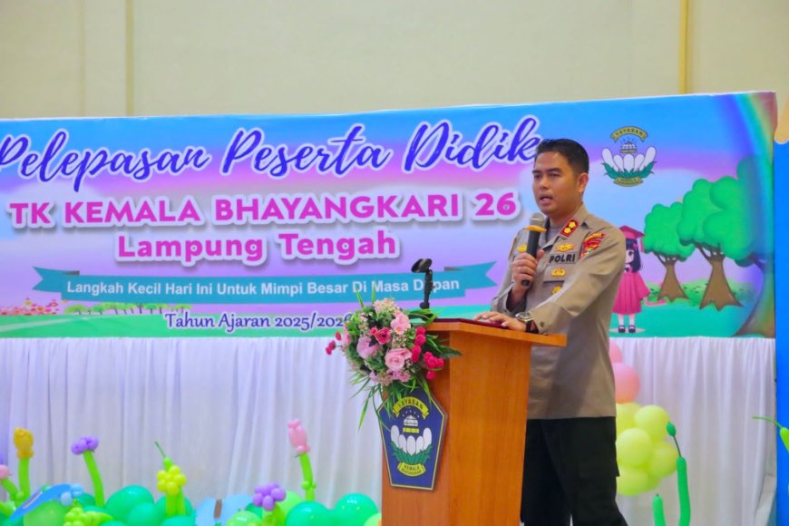 Kapolres Lampung Tengah Hadiri Pelepasan Siswa TK Kemala Bhayangkari 26 Tahun 2025–2026