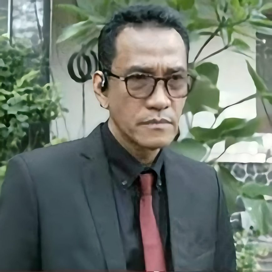 Roy Suryo dan dr Tifa Dijemput Paksa, Tim Hukum Protes Dugaan “Pamer Tahanan” oleh Aparat