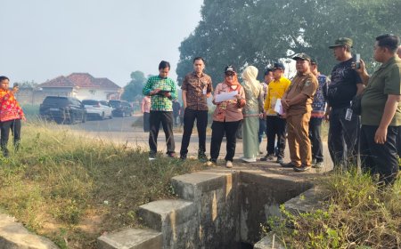 Tinjau Irigasi Way Kawat, Bupati Ela Dorong Percepatan Perbaikan Demi Ketahanan Pangan Lampung Timur