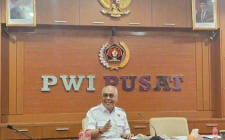 PWI Pusat Kecam Tindakan Hotman Paris yang Dinilai Merendahkan Martabat Wartawan