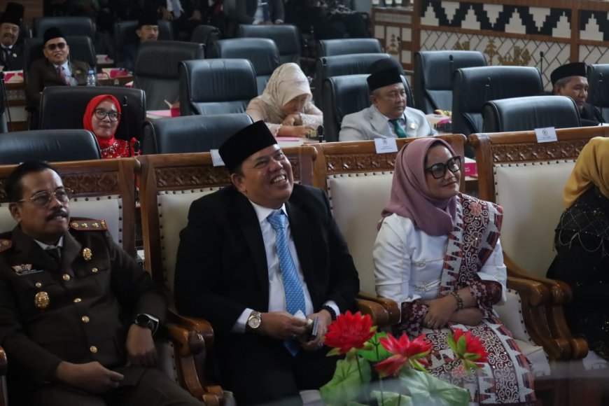 Bupati Lampung Timur Perkuat Sinergi Nasional dalam Rapat Paripurna Pidato Kenegaraan 2026