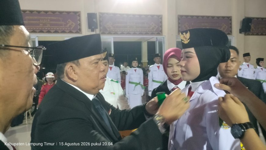 Kukuhkan Paskibraka Lampung Timur 2026, Azwar Hadi Minta Jaga Jiwa Patriotisme
