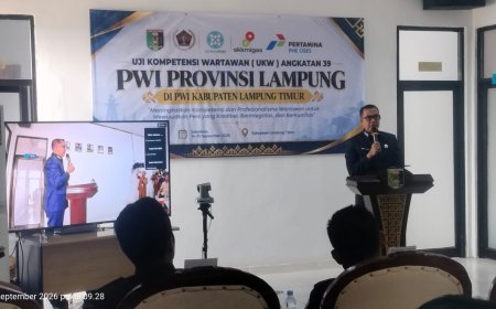 Pesan Bupati di UKW PWI Lamtim: Kompetensi Wartawan Jadi Benteng Hadapi Hoaks