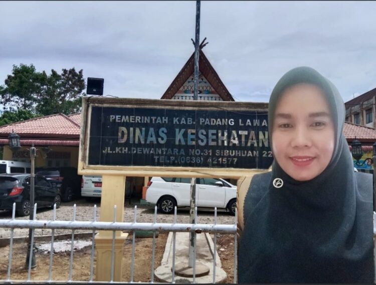 Plt. Kadis Kesehatan Padang Lawas, Amelia Roitona Nasution, SKM.