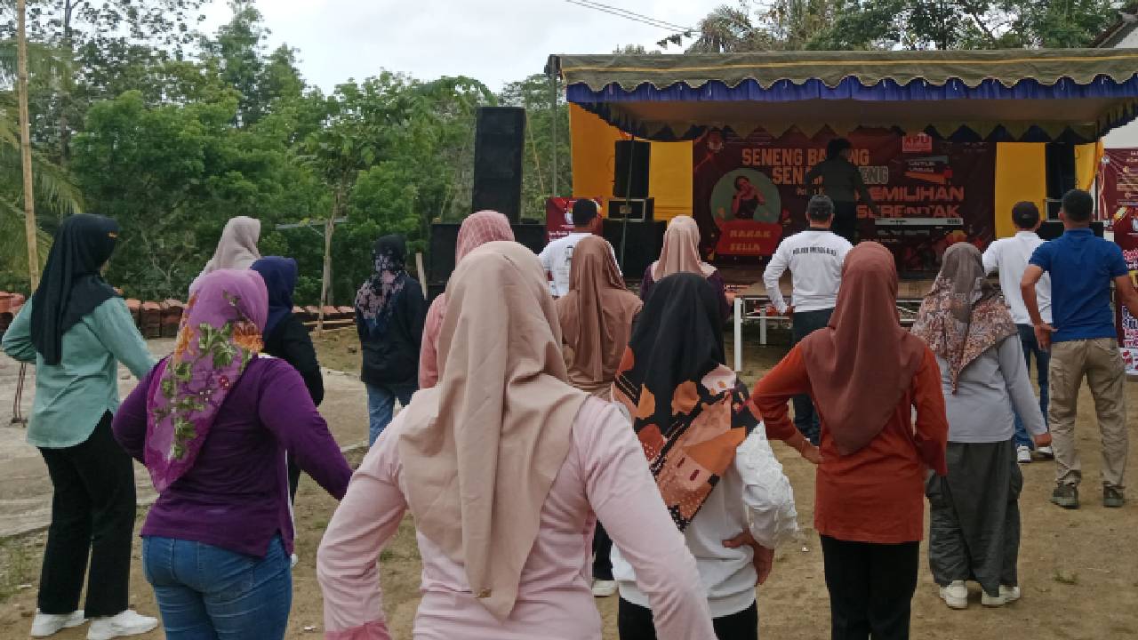 Senam Bareng, Seneng Bareng": Gaya Seru PPK Bendungan Ajak Warga Sadar Pilkada