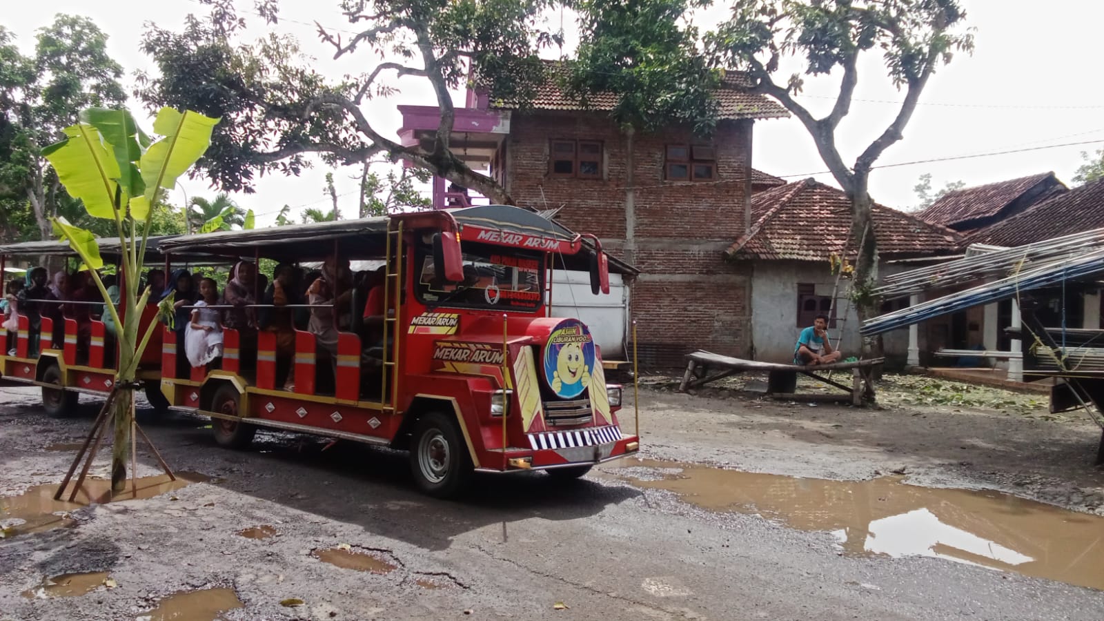 Usai Viral, Jalan Desa Wonoanti Gandusari Trenggalek Segera Ditambal