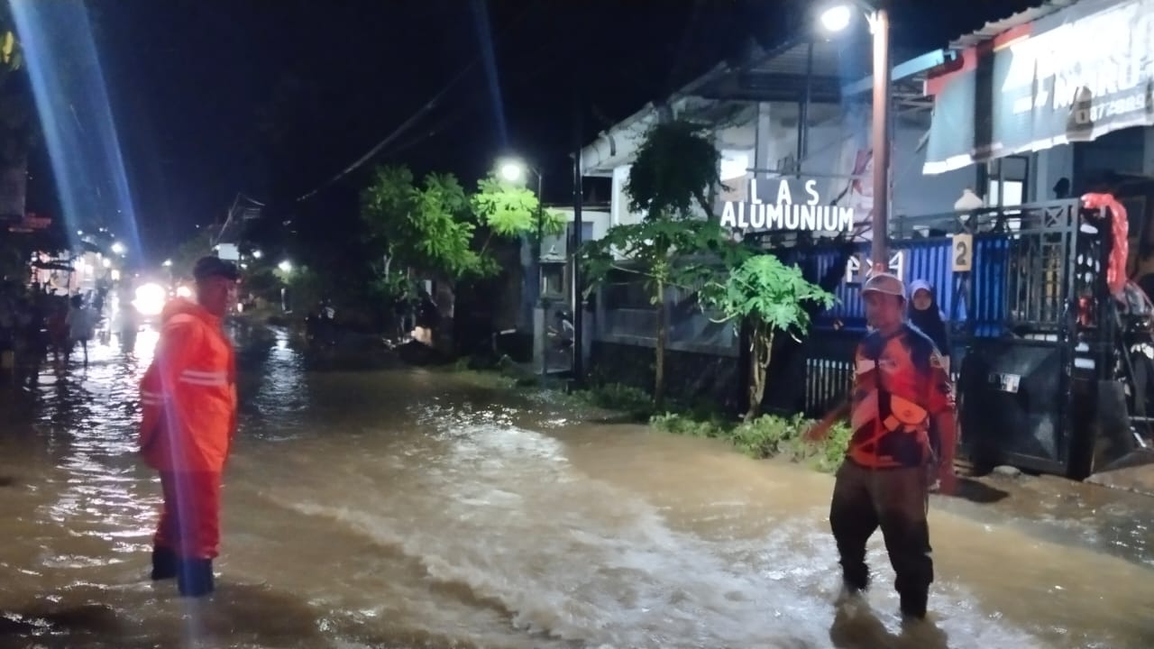 Trenggalek Dilanda Bencana, Tanah Longsor dan Banjir di 10 Titik