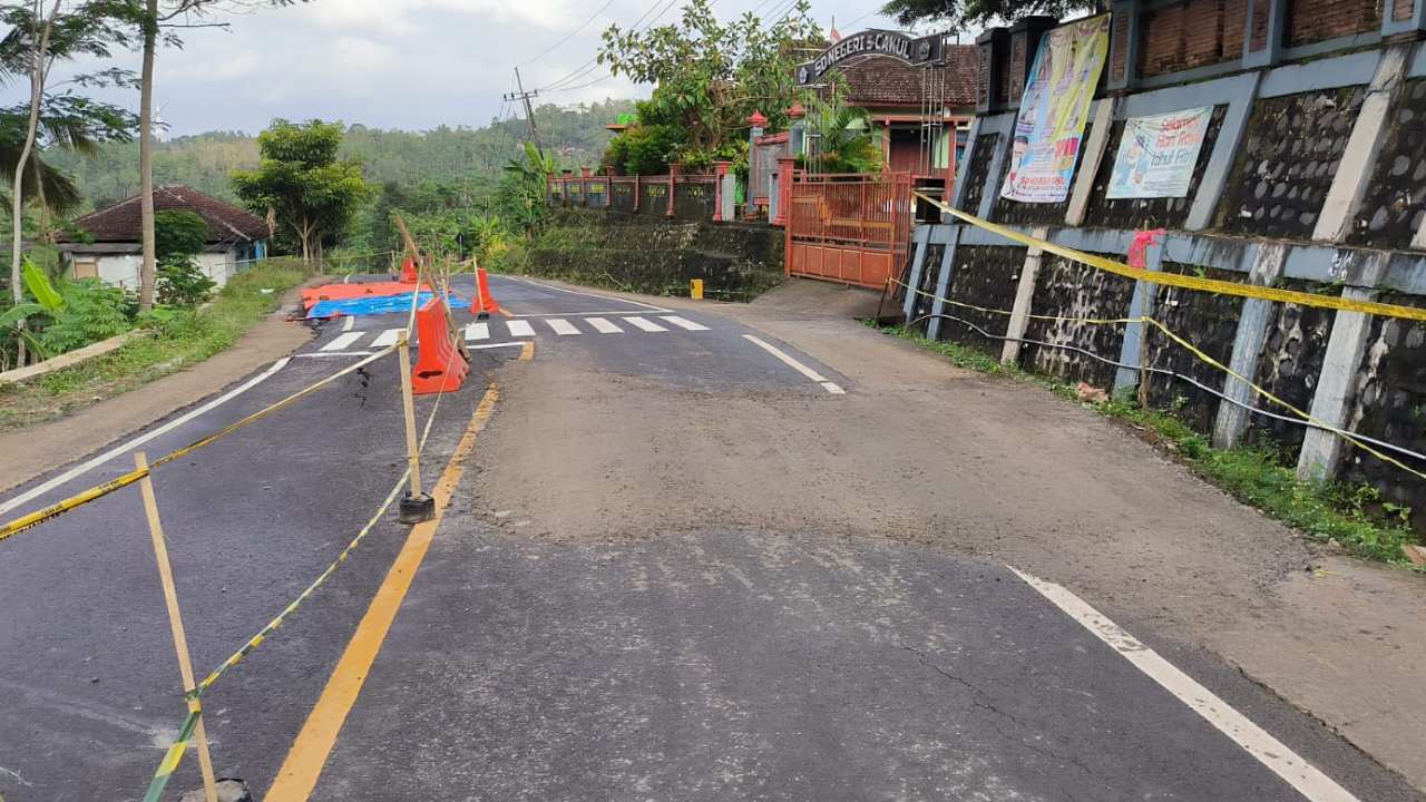 Trenggalek Dilanda 23 Bencana dalam Dua Hari, Longsor dan Banjir Dominasi