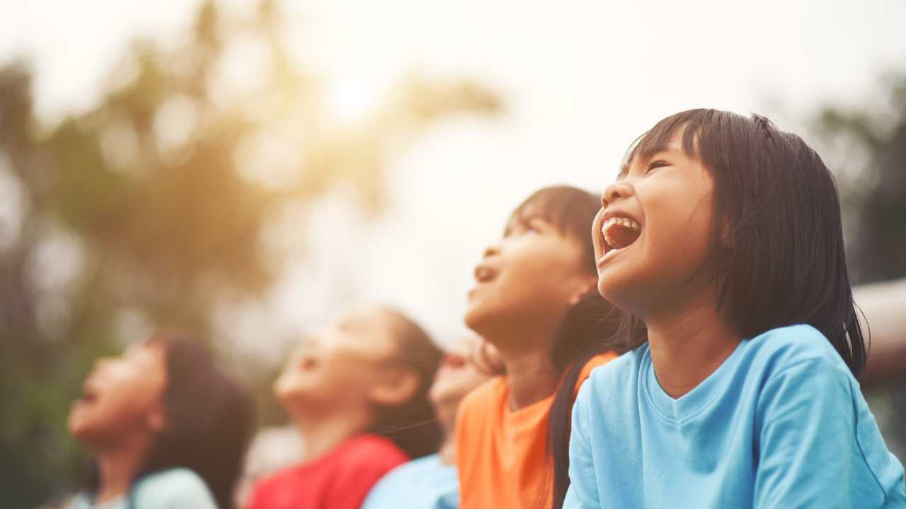 Bagaimana Pola Asuh Orang Tua Membentuk Emosi dan Karakter Anak Sejak Dini