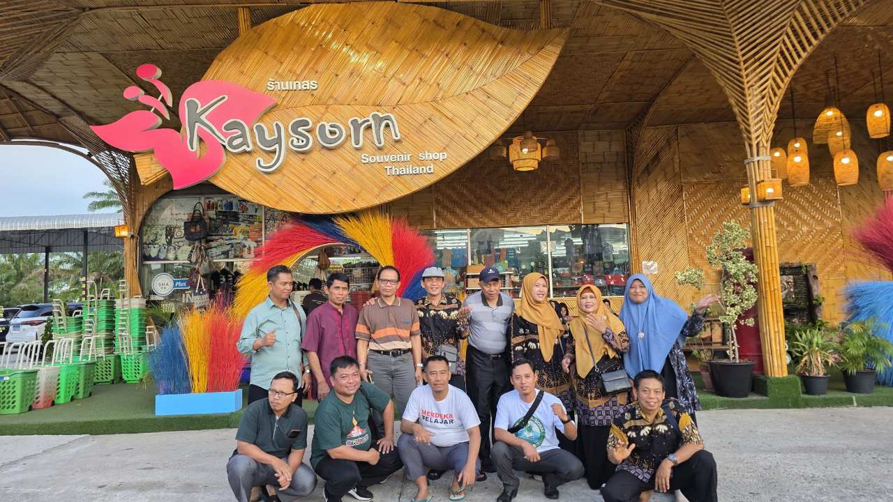 Delegasi STAIM Tulungagung Nikmati Malam di Hat Yai, Jelajahi Souvenir Shop dan Asean Night Bazar