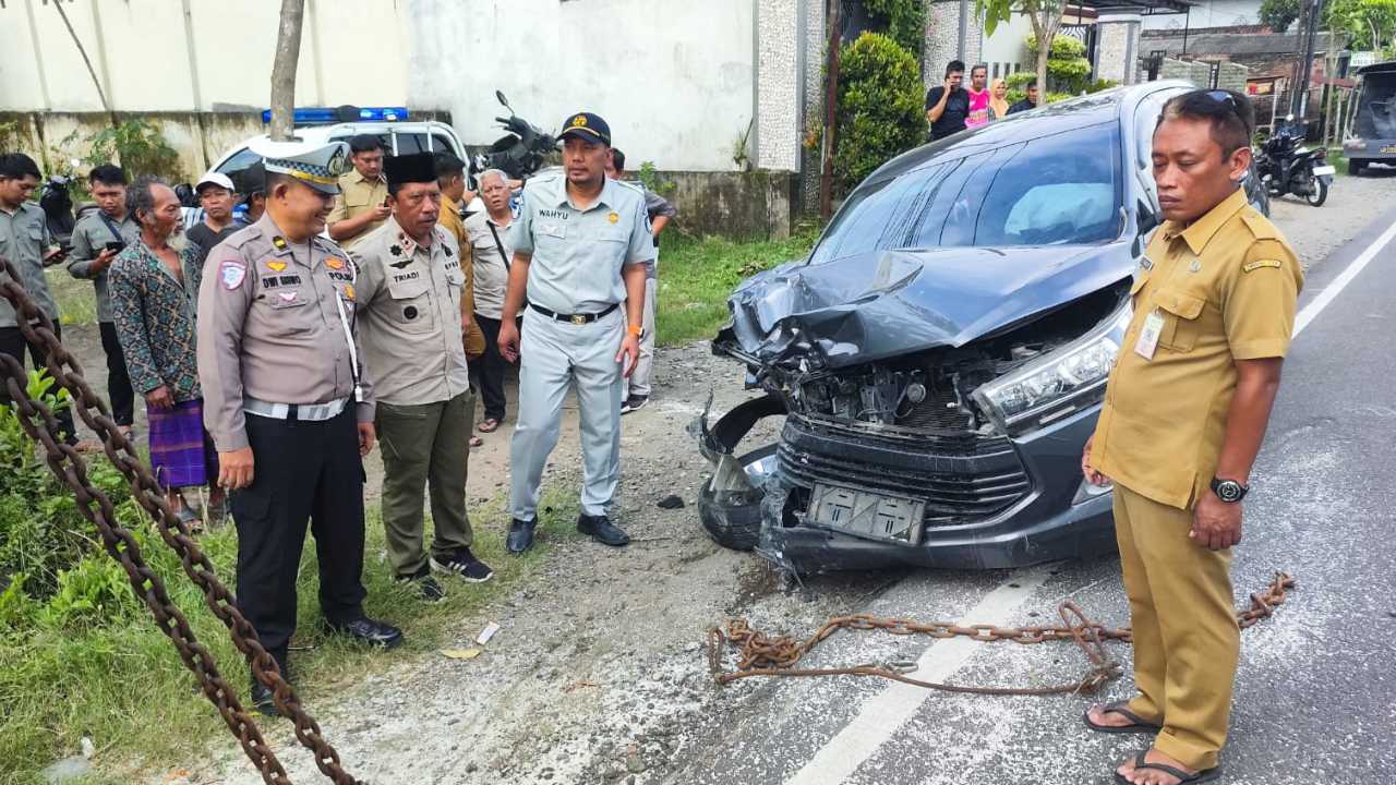 Dua Orang Tewas, Kronologi Lengkap Mobil Kadinsos Trenggalek Kecelakaan