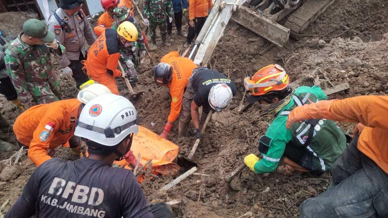 Evakuasi Longsor Trenggalek Rampung, Enam Warga Tewas Ditemukan