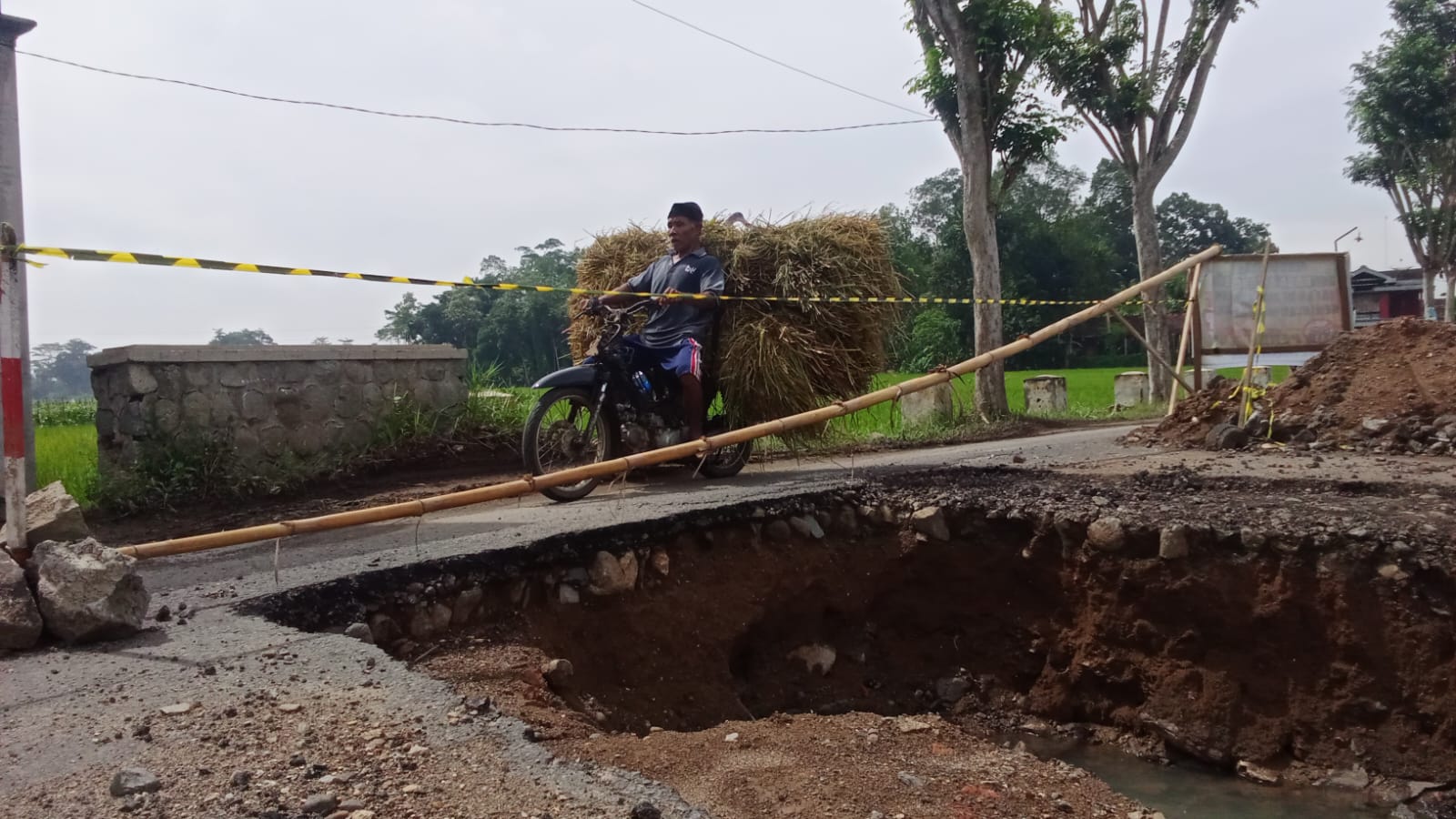 Perbaikan Tak Kunjung Usai, Jembatan Dusun Tanggung Terancam Amblas Total