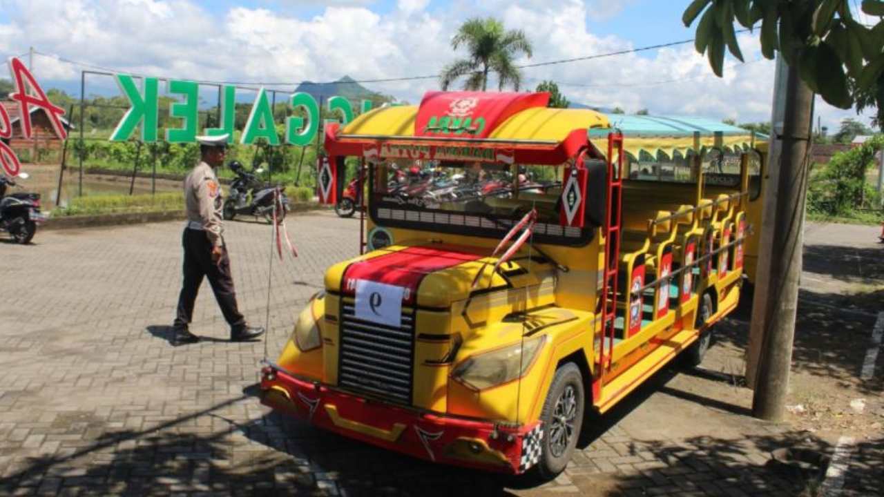 Kereta Kelinci Marak di Trenggalek, Polisi Mulai Tertibkan