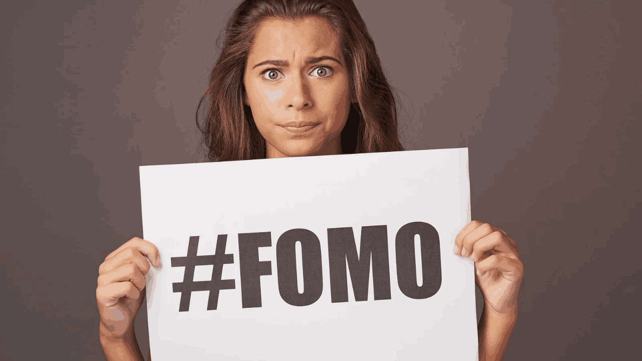 Ini Tandanya Kalau Kamu Terkena FOMO