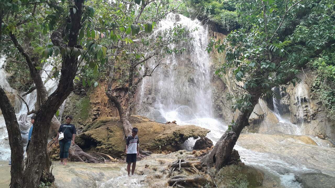 Daya Tarik Pantai Pelang di Wonocoyo Panggul yang Tetap Menggoda