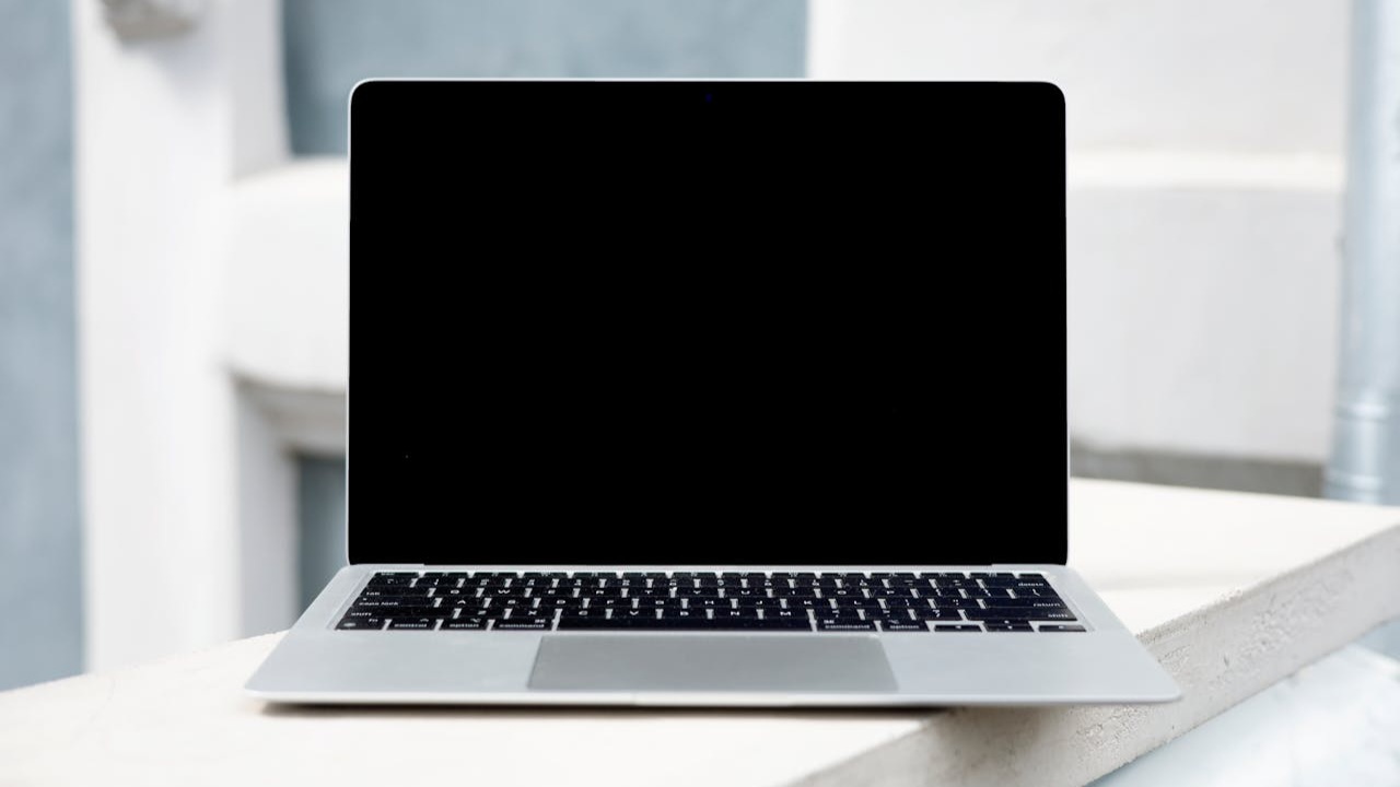 Tips Membersihkan Laptop, Gunakan Isopropyl Alcohol 90 Persen