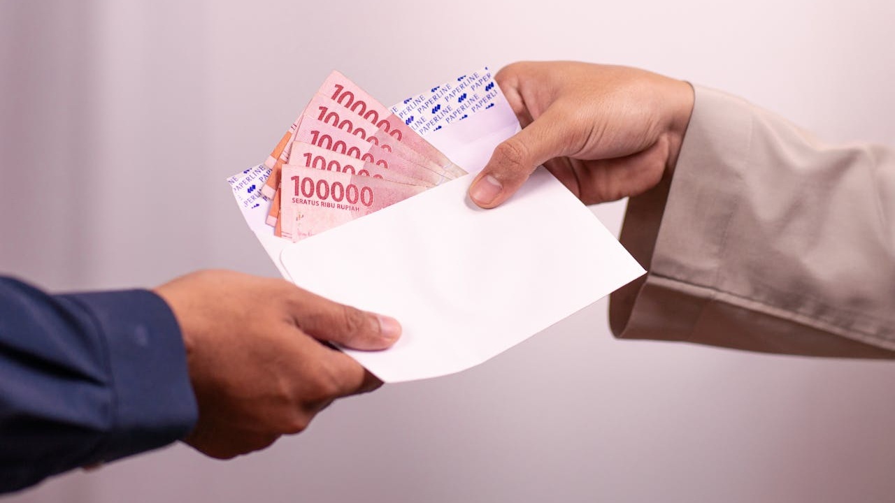 Pemerintah Gelontorkan Insentif Rp24,44 Triliun Juni 2025, 1,9 Juta KPM Tak Lagi Dapat Bansos