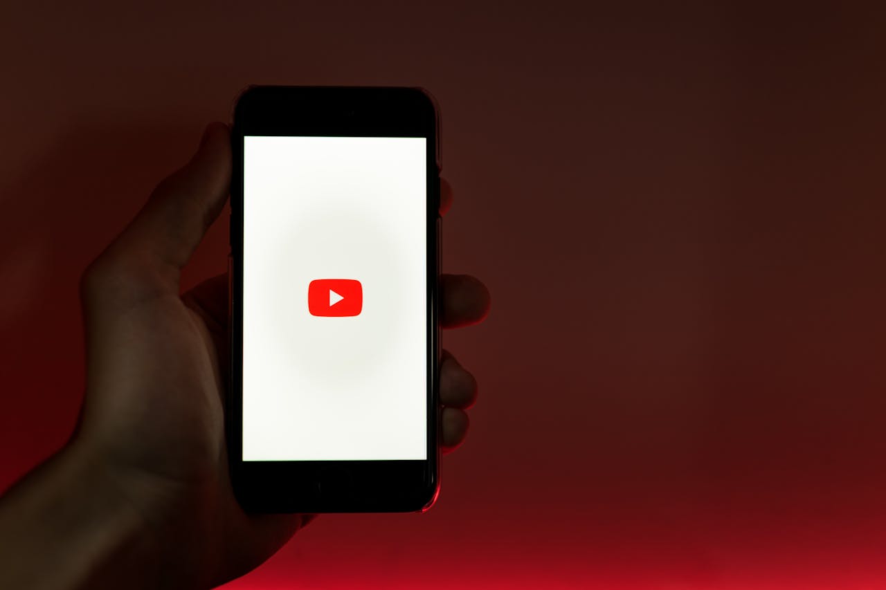 Monetisasi YouTube, Metamorfosa Ide Kreatif Menjadi Cuan