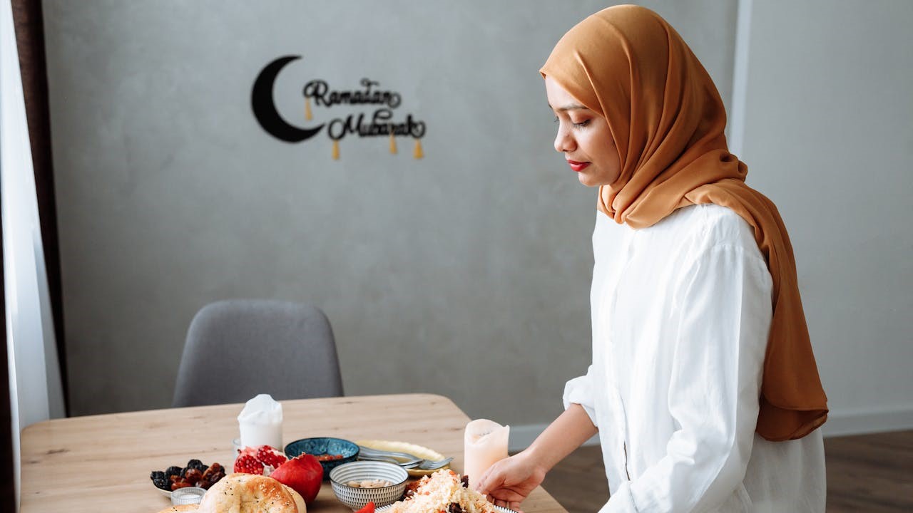 Pengendalian Diri di Bulan Ramadan, Memuasakan Pikiran Hingga Penciuman