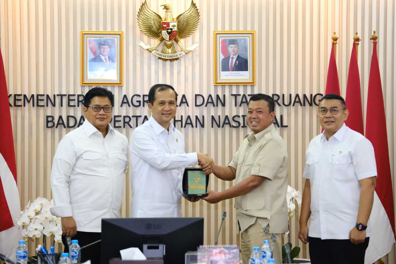 Menteri Nusron dan Menteri Transmigrasi Sepakat Manfaatkan Tanah Telantar Seluas 564.957 Hektare untuk Menyukseskan Program Transmigrasi