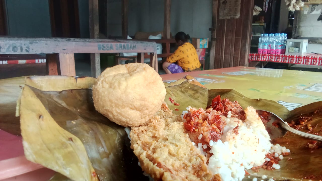 nasi-gegok-mbah-tumirah-trenggalek.jpg