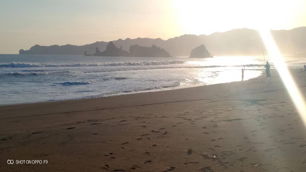 Respons Sertifikat Hak Milik di Pantai Konang Trenggalek, Komisi I: Telusuri Riwayatnya