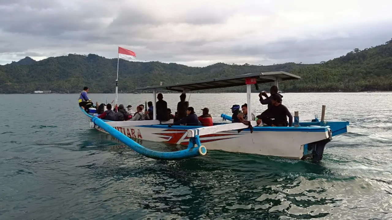 Antara Zoom dan Kail Ikan: Petualangan Menjaring Jurnalis dan Memancing Luto