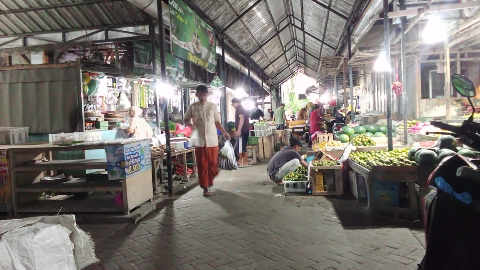 Pedagang Pasar Basah Trenggalek Keluhkan Sistem Pembayaran Sewa Lapak Bulanan