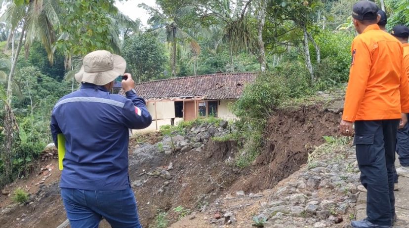 Tanah Gerak di Trenggalek, PVMBG Lakukan Penelitian dan Mitigasi