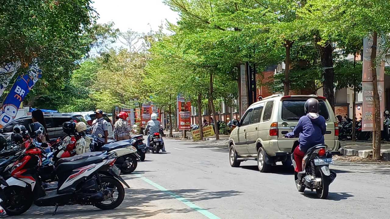 Setoran Parkir Trenggalek Melonjak, Target 2025 Naik Rp1 Miliar