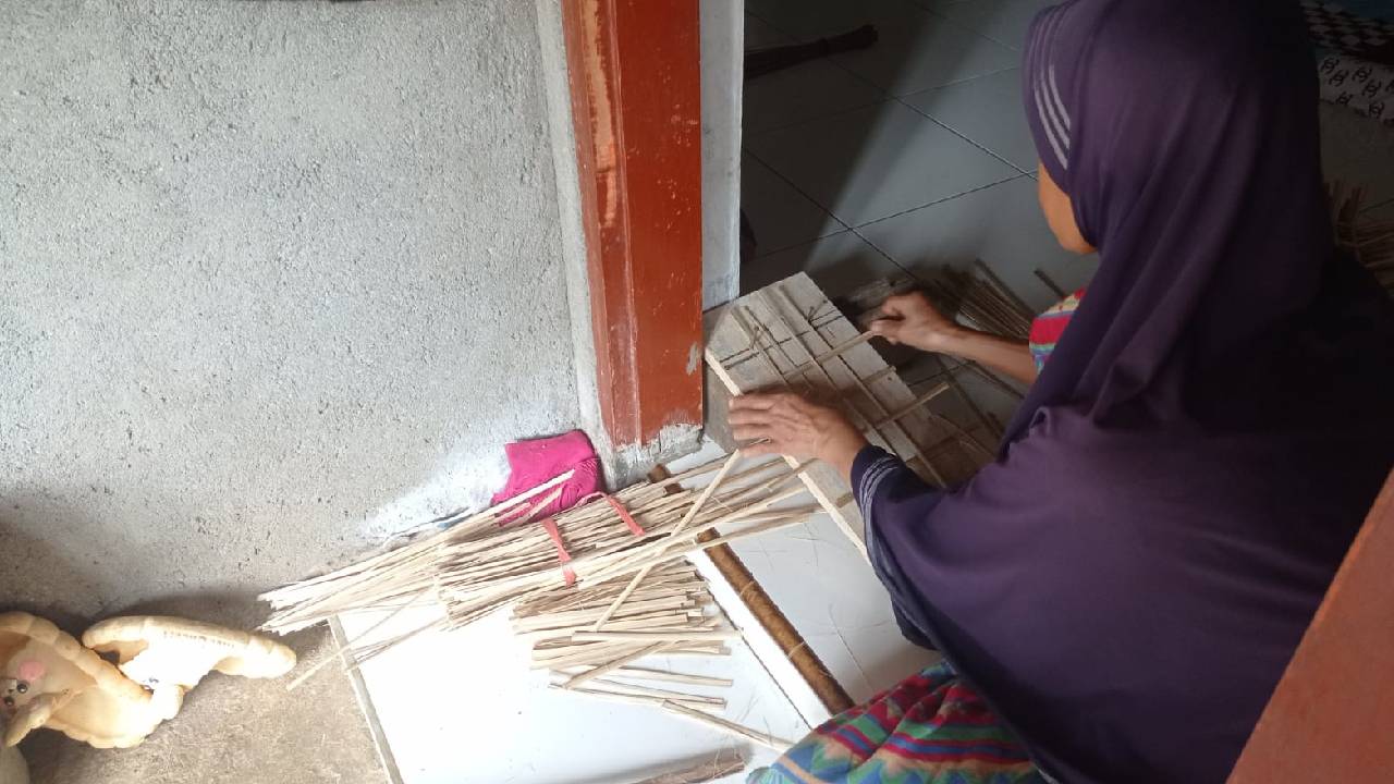 Belum Musim Ikan di Laut Trenggalek, Harga Reyeng Lesu