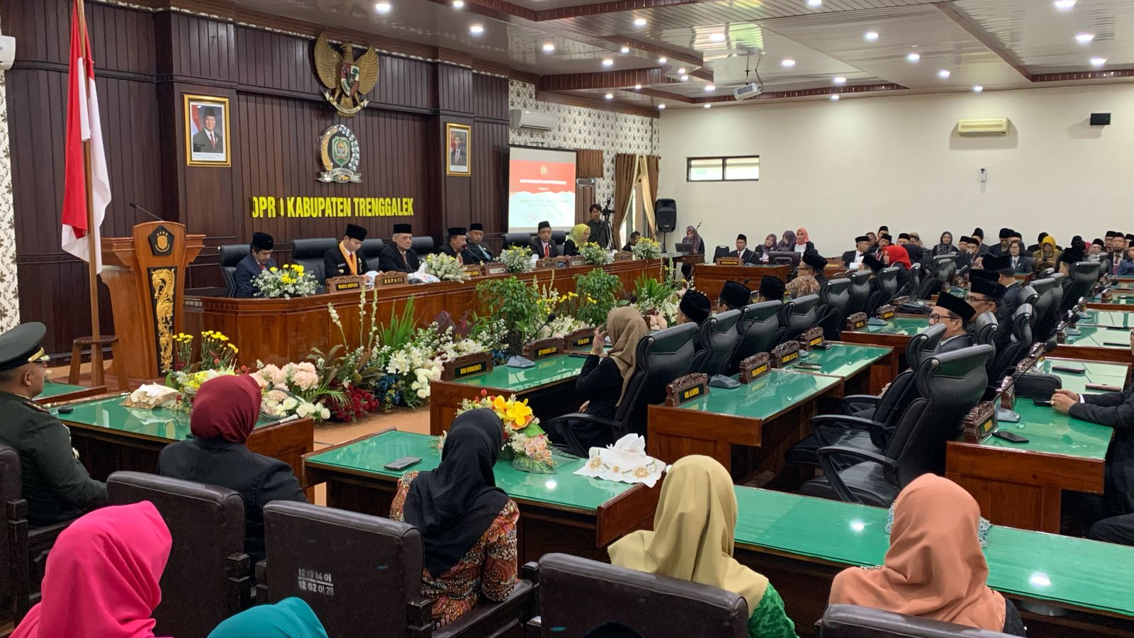 Rapat Paripurna DPRD Trenggalek, Dengarkan Pidato Bupati Soal Efisiensi