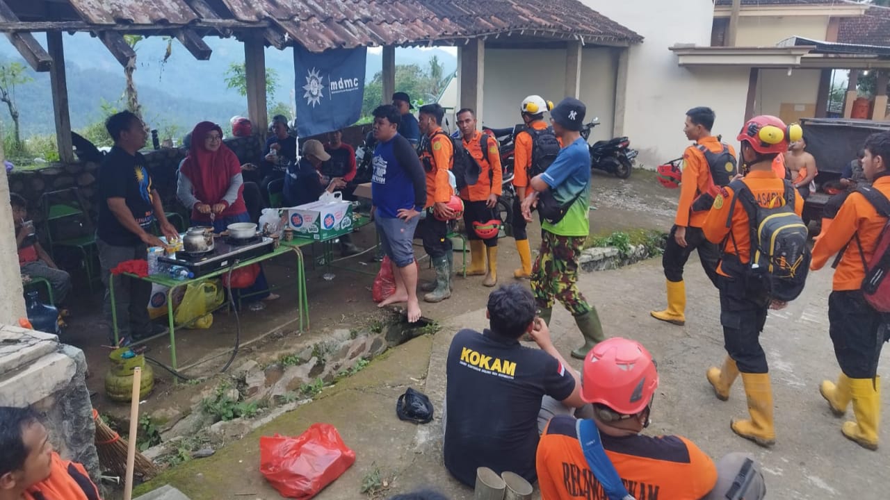 MDMC Trenggalek Hentikan Posko dan Evakuasi setelah Seluruh Korban Longsor Ditemukan