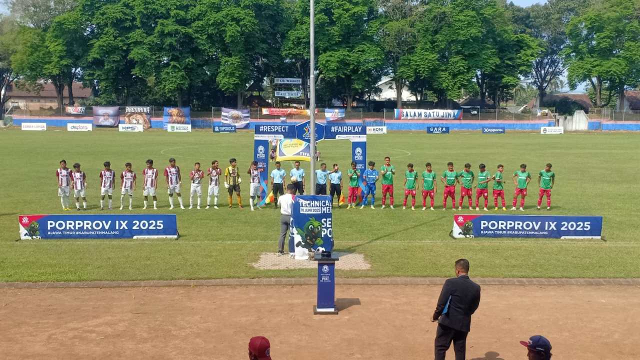 Bantai Jombang, Sepak Bola Trenggalek Lolos 8 Besar dan Raih Bonus dari Manajer