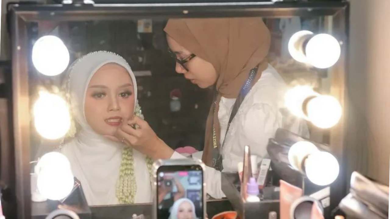 Bulan Suro, Jasa Rias Pengantin di Trenggalek Anjlok Drastis
