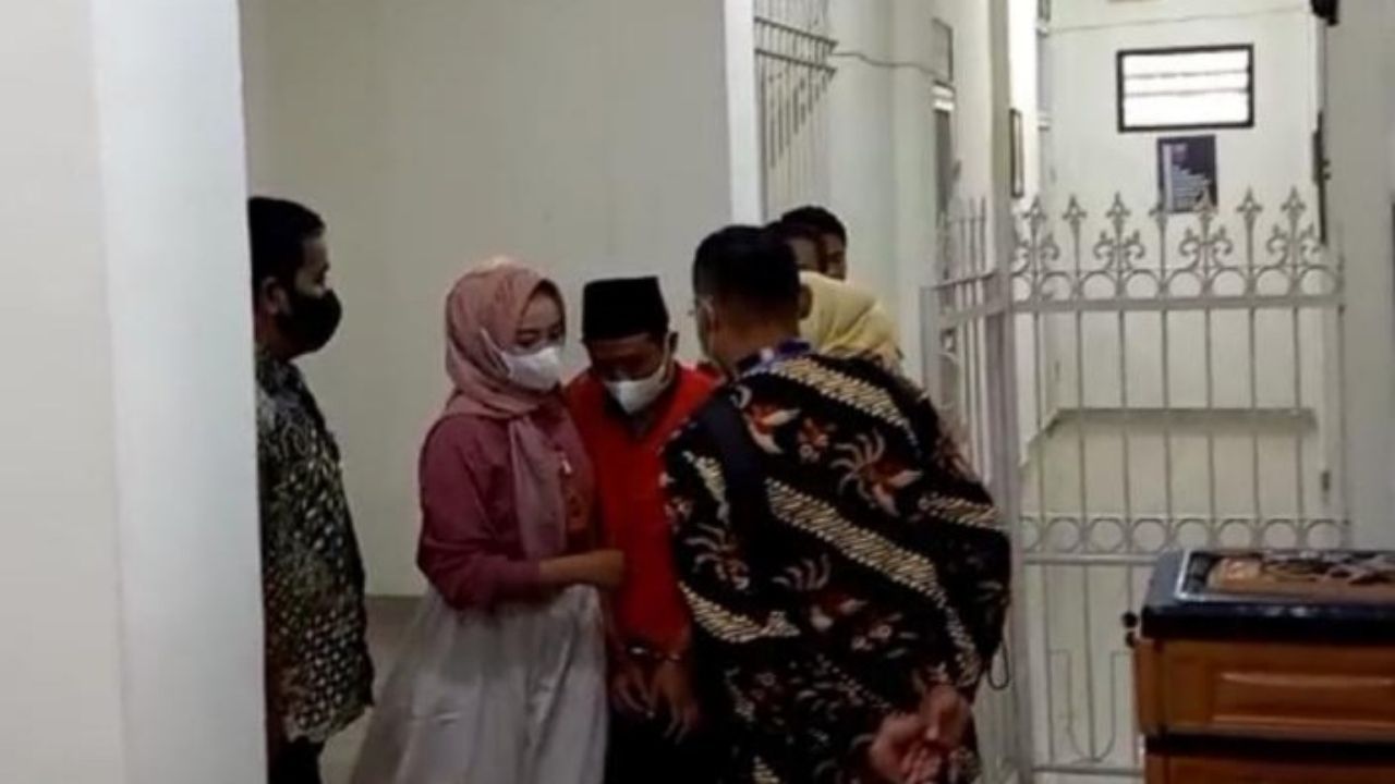 Kasus Kiai Cabul Karangan: Terdakwa Ajukan Pembelaan di Pengadilan