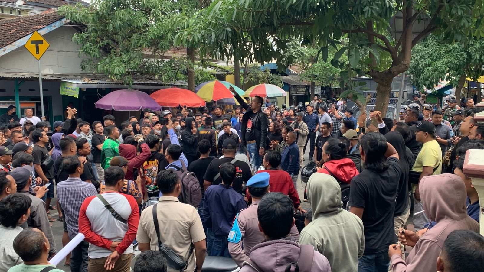 Trenggalek Tegaskan Sikap: Tak Beri Izin Pengesahan Warga PSHT Parluh 16