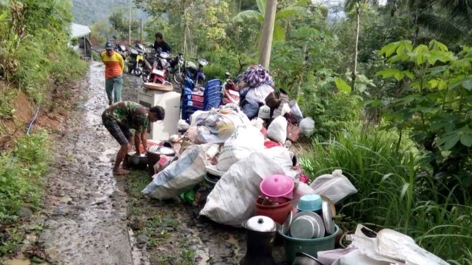 11 Bangunan Terdampak Tanah Gerak, 23 Jiwa Warga Suruh Trenggalek Mengungsi