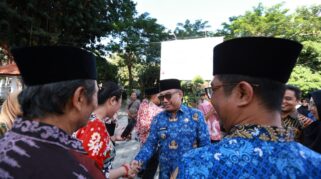 217 Koperasi Merah Putih Resmi Terbentuk di Seluruh Desa/Kelurahan Banyuwangi Wakil Bupati Banyuwangi, Mujiono, Usai Upacara Peringatan Hari Koperasi ke-78,
