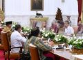 Presiden RI Pimpin Rapat Terbatas yang Membahas Tentang Asean Para Games di Istana Merdeka Jakarta