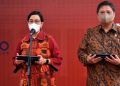 Menteri Keuangan Sri Mulyani menyampaikan keterangannya di Istana Kepresidenan Jakarta, Selasa, 5 April 2022, seusai mengikuti Sidang Kabinet Paripurna yang dipimpin oleh Presiden Joko Widodo