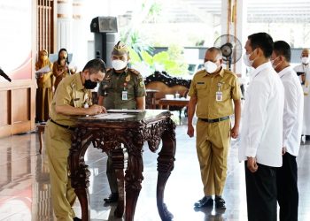 Pelantikan pejabat administrator dan pejabat pengawas di lingkungan Pemerintah Kabupaten Pati