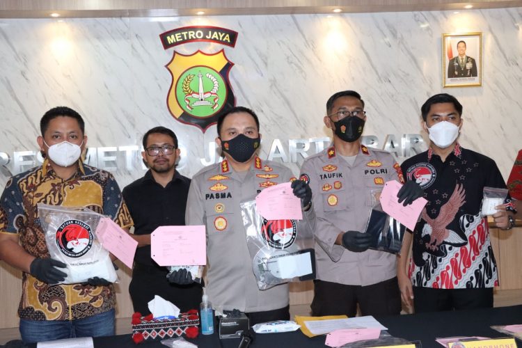 Konferensi Pers Polres Metro Jakarta Barat