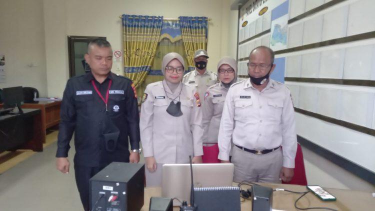 PNS dan CPNS Polres Lhokseumawe yang mengikuti sosialisasi Peraturan Menteri (Permen) Pendayagunaan Aparatur Negara dan Reformasi Birokrasi (PANRB)