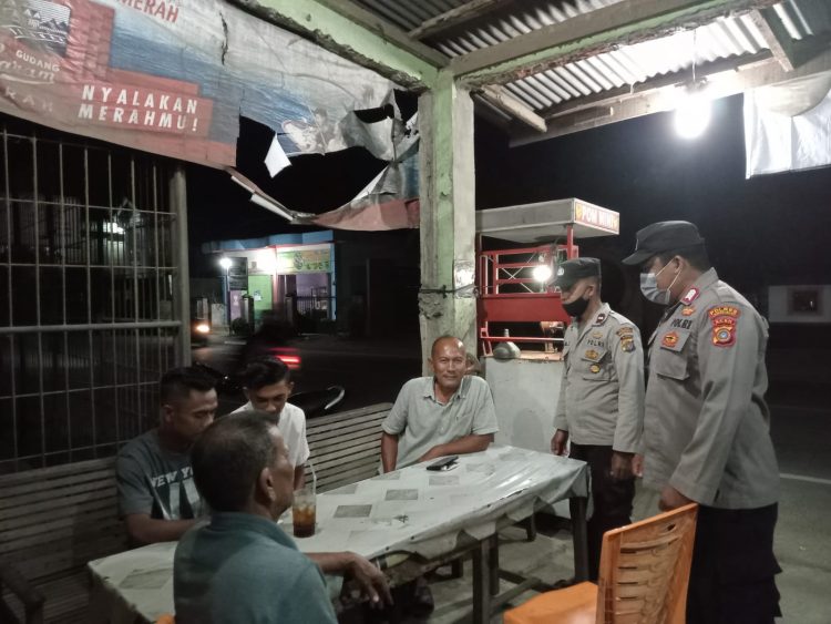 Patroli Malam Hari di Personel Polsek Banda Sakti