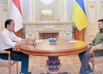 Presiden Joko Widodo bertemu dengan Presiden Ukraina, Volodymyr Zelenskyy, di Istana Maryinsky, Kyiv