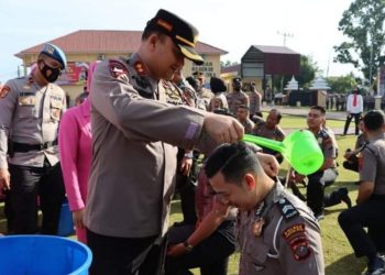 Upacara kenaikan pangkat personil Polres Labuhanbatu yang dipimpin langsung oleh Kapolres Labuhanbatu AKBP Anhar Arlia Rangkuti