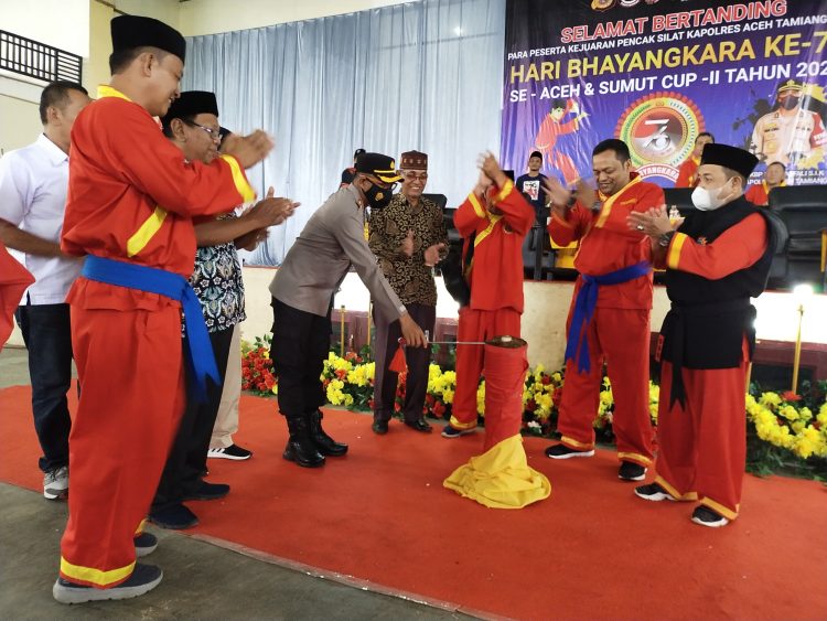 Kejuaraan Pencak Silat Piala Kapolres Aceh Tamiang yang Dibuka Langsung Oleh Kapolres Aceh Tamiang AKBP Imam Asfali