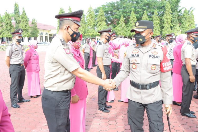 Upacara Kenaikan Pangkat setingkat lebih tinggi yang dipimpin langsung Kapolres Aceh Tamiang